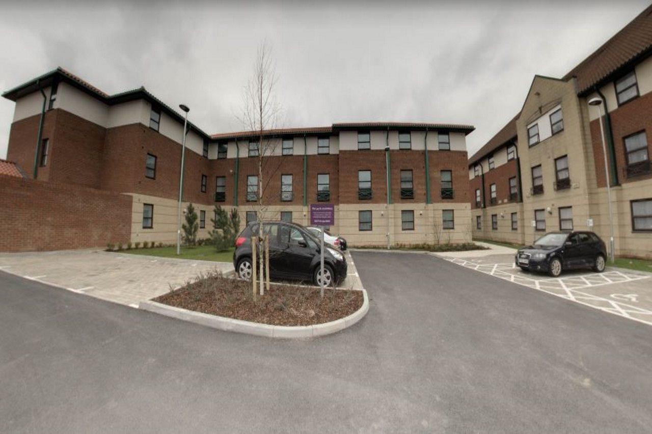 Premier Inn Oxford Exterior photo